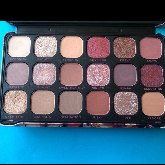 Revolution Forever Flawless - Picture 3 of 3